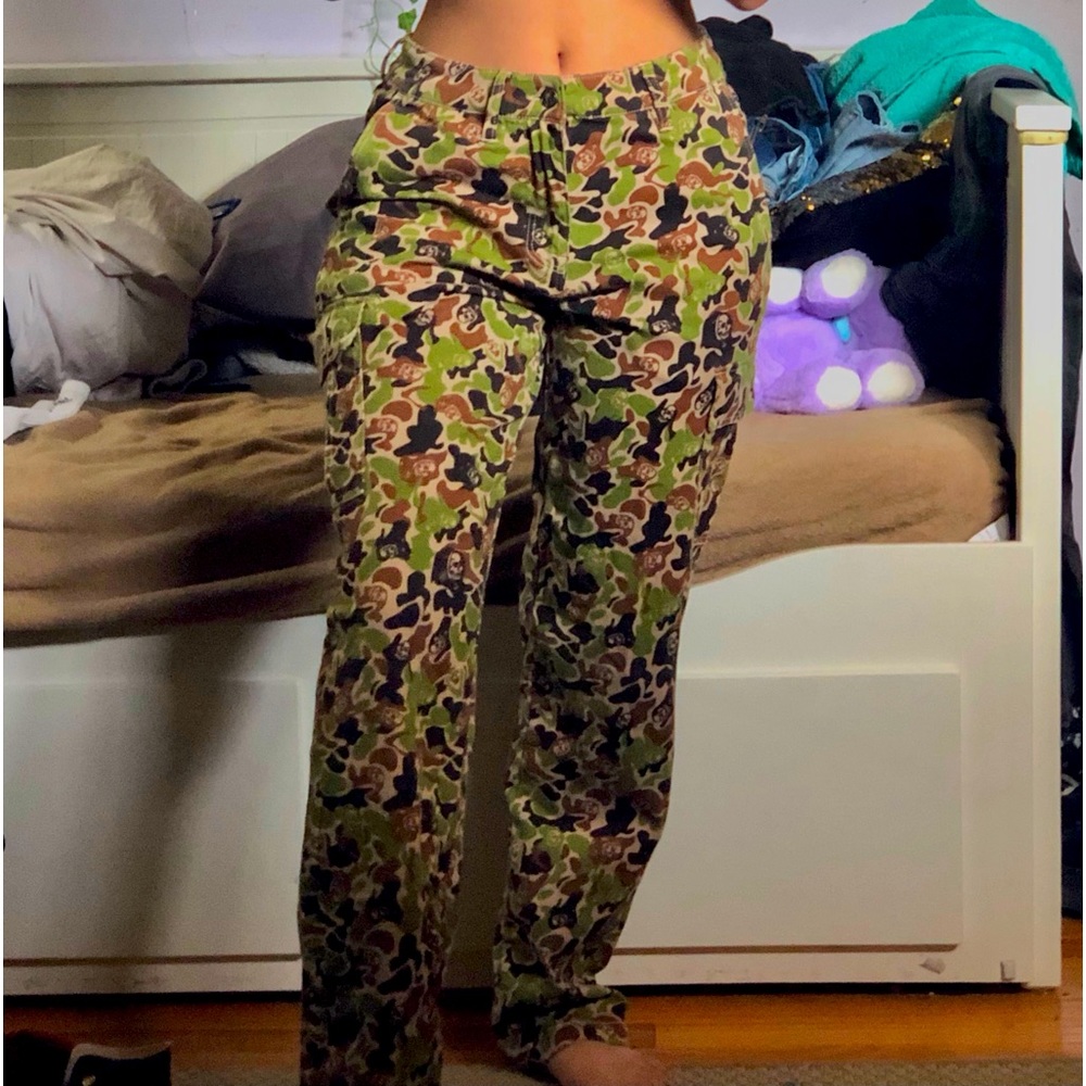 BAGGY CAMO PANTS